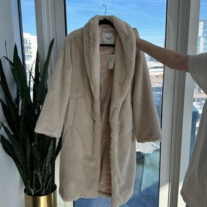 Faux Fur Long-Length Coat A&F medium.